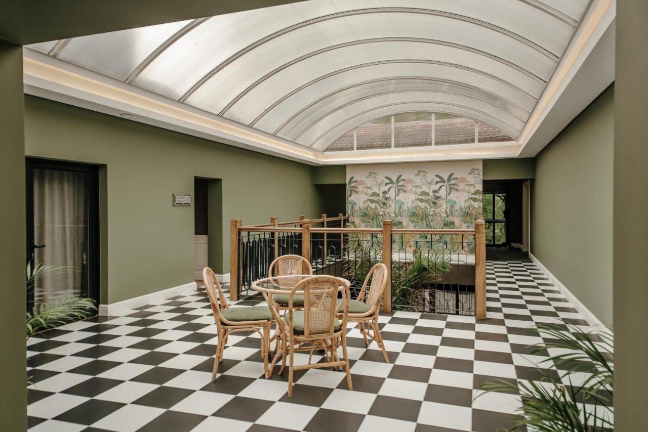 The Hawthorn Boutique Hotel George Esterno foto