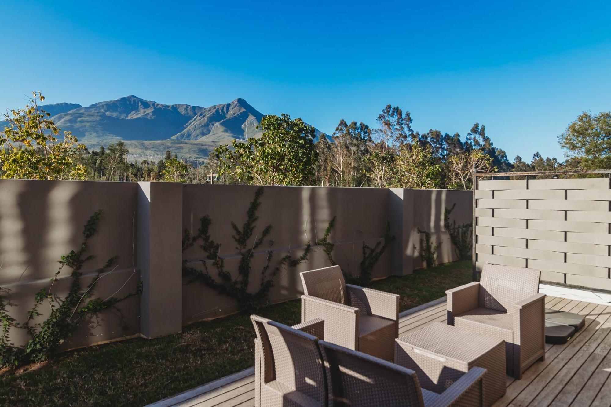 The Hawthorn Boutique Hotel George Esterno foto